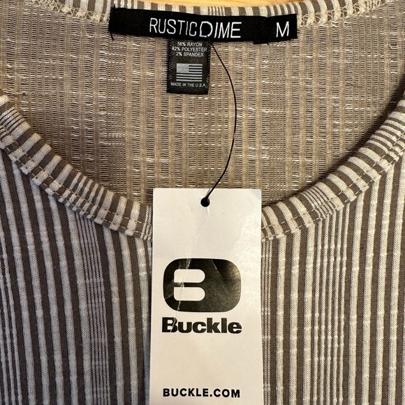 RusticDime top Size M NWT - Picture 3 of 6